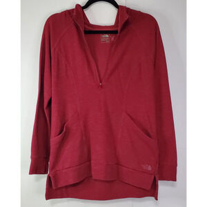 The North Face Med Women Burgundy Front Pocket Logo 1/2 Zip Long Sleeve Hoodie